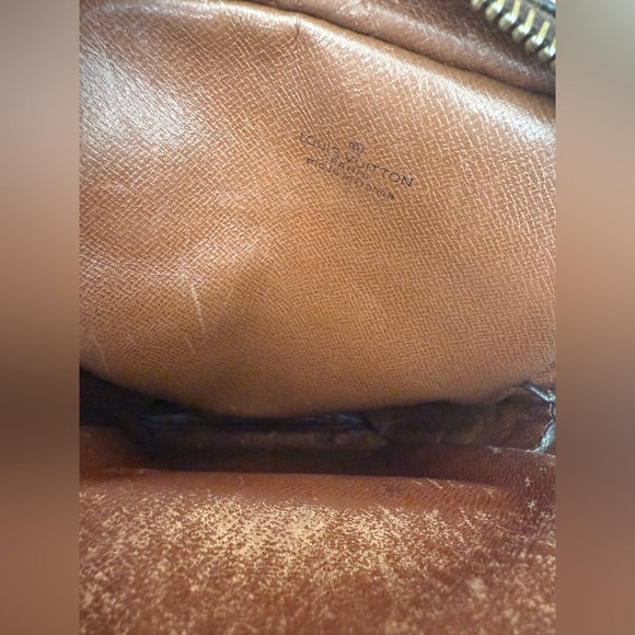 Louis Vuitton Amazone Crossbody Bag - Vintage (Mini Smaller size) - Picture 11 of 17